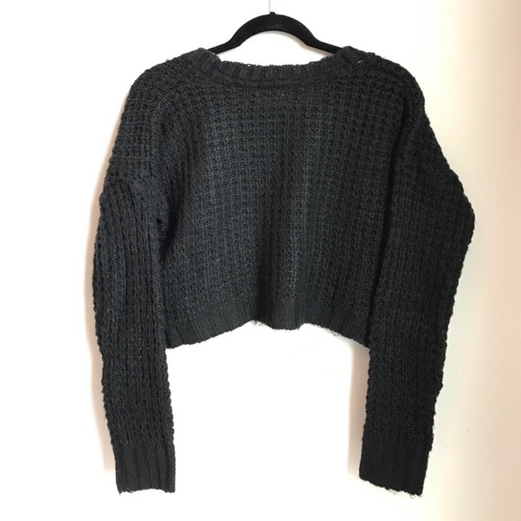 LF Black Crop Sweater - Picture 4 of 4
